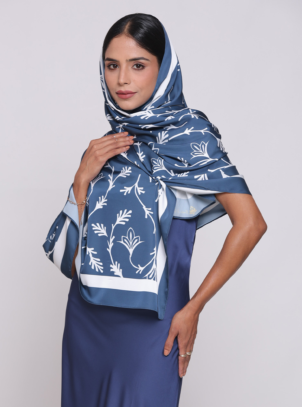 SCARF 19 BLUE