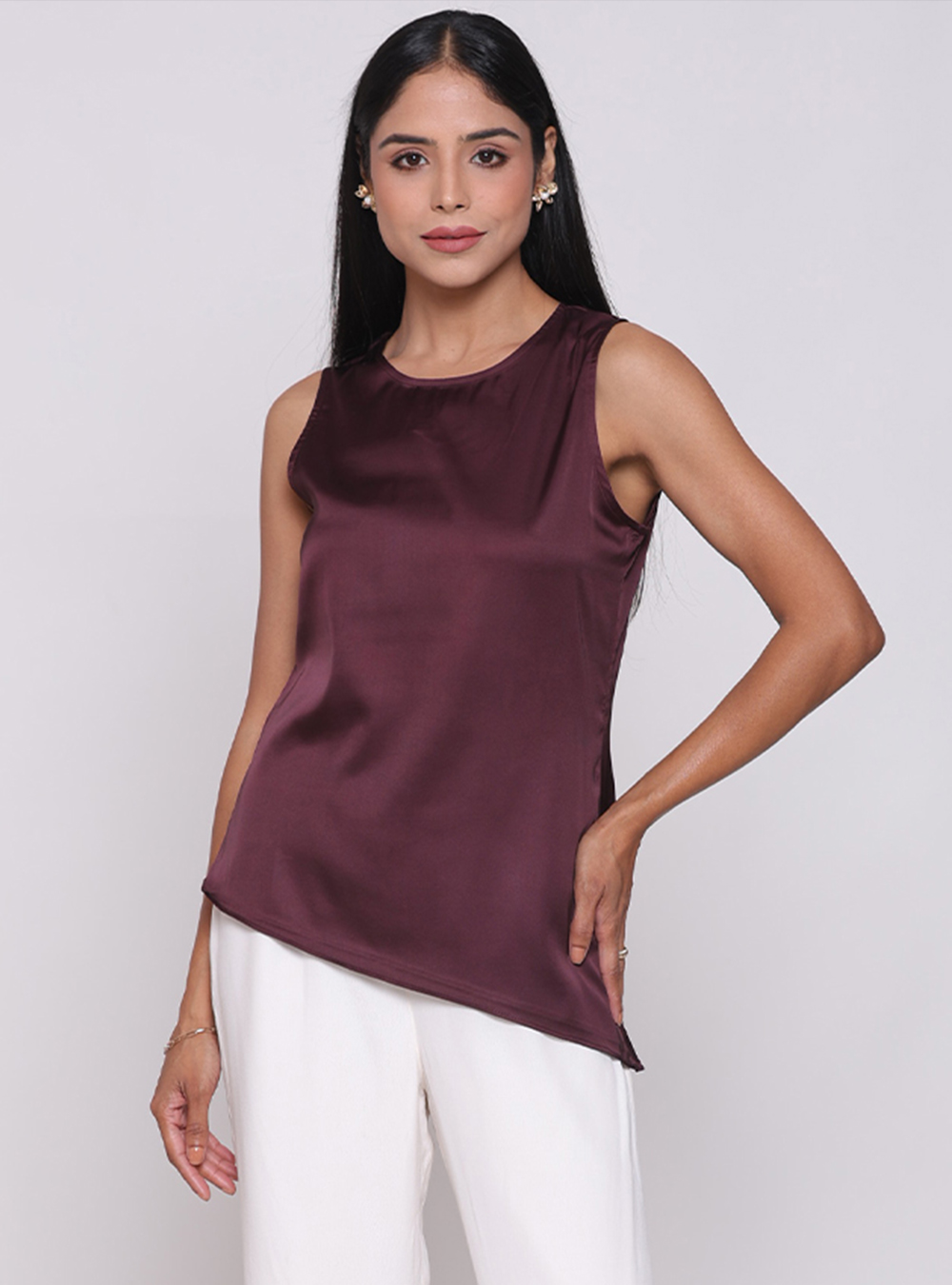 05 Top (001) - Image 1