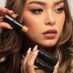 Contour Stick