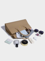 ⁦حقيبة كاكي أنيقة⁩ - الصورة ⁦2⁩