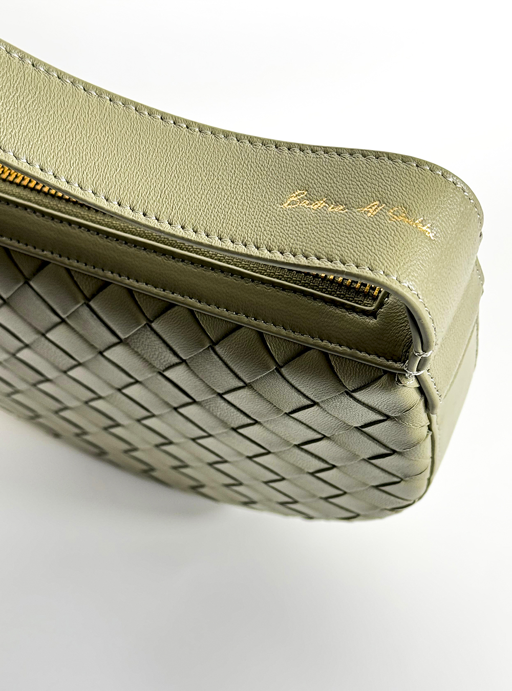 3 حقيبة يد من الجلد الطبيعي باللون الأخضر - الصورة 2