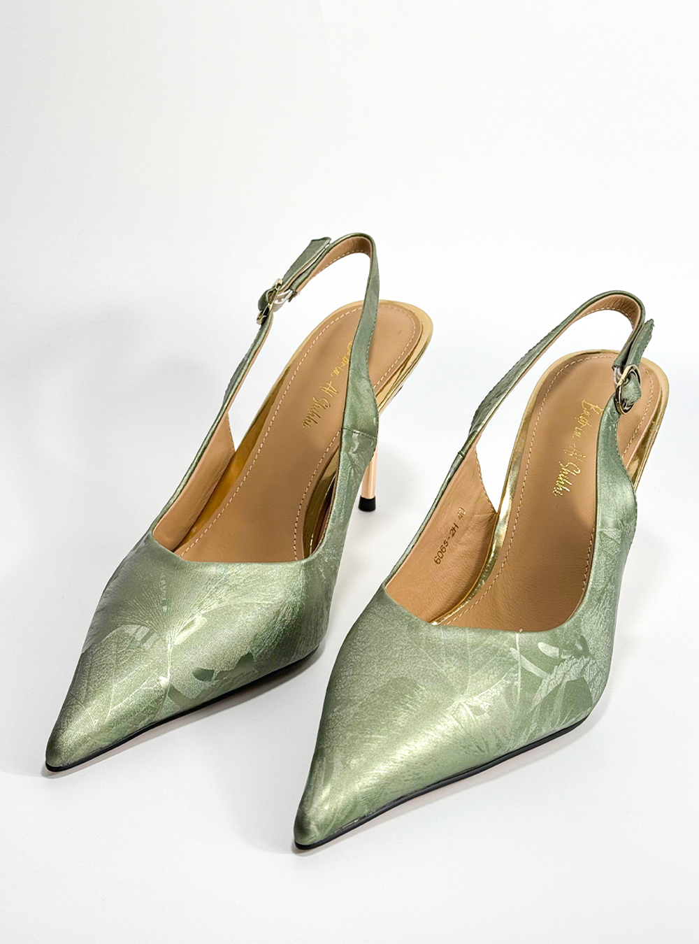 JE حذاء بكعب عالٍ من الجلد الطبيعي الأخضر - الصورة 1