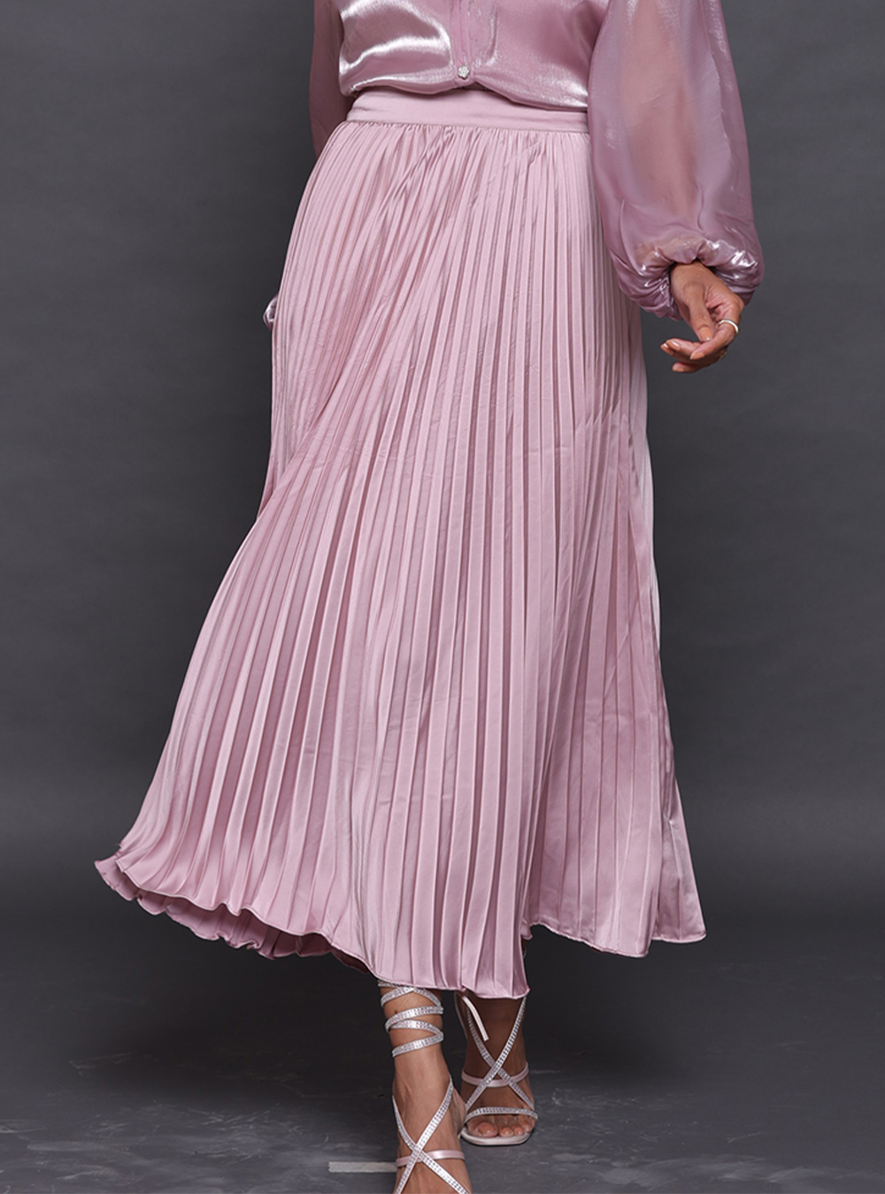 S1-16 Skirt (024) - Image 1