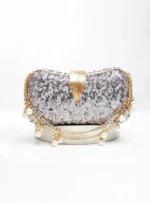 Elegant handbag studded with shiny beads - Image 6