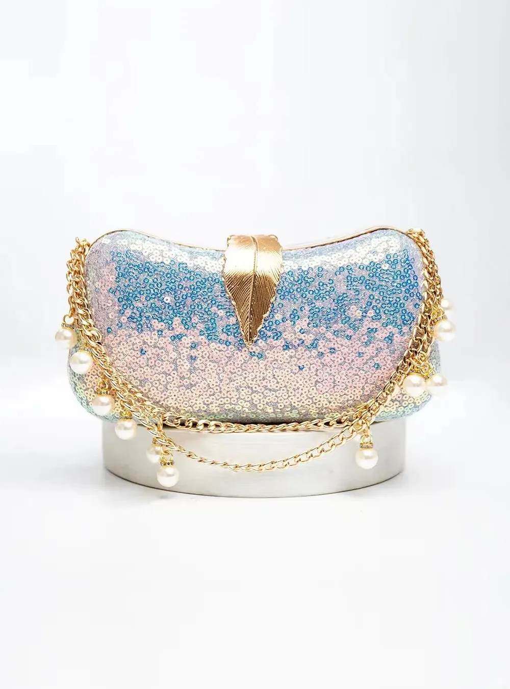 Untitled (5) Elegant handbag studded with shiny beads - Image 2