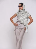 white patterned scarf - Image 4