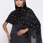 سكارف أسود
