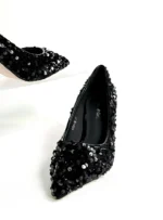 أحذية  لامعة ( فضية -سوداء) - الصورة 2