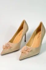 Khaki leather high heel shoes - Image 2