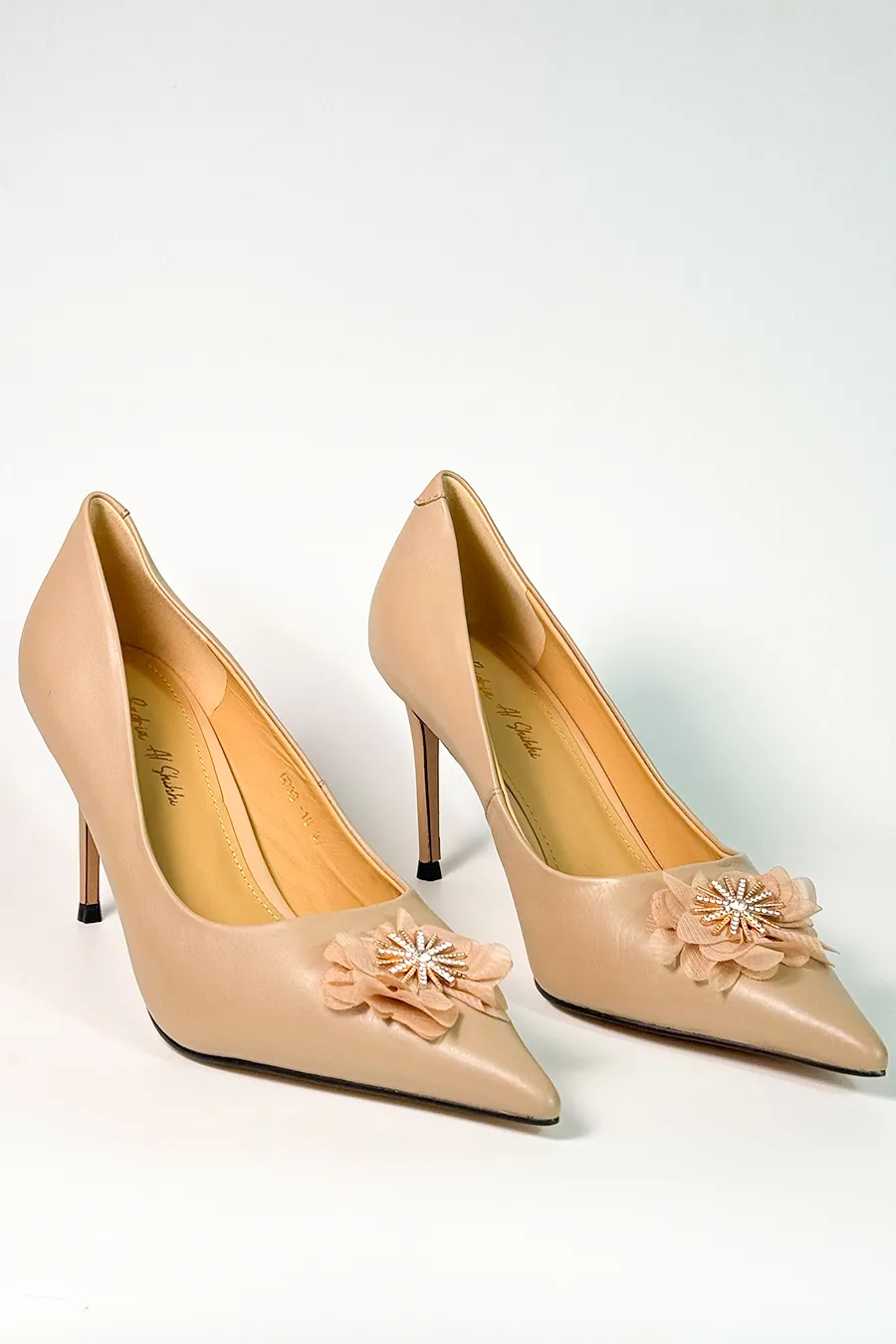 حذاء 8 Khaki leather high heel shoes - Image 3