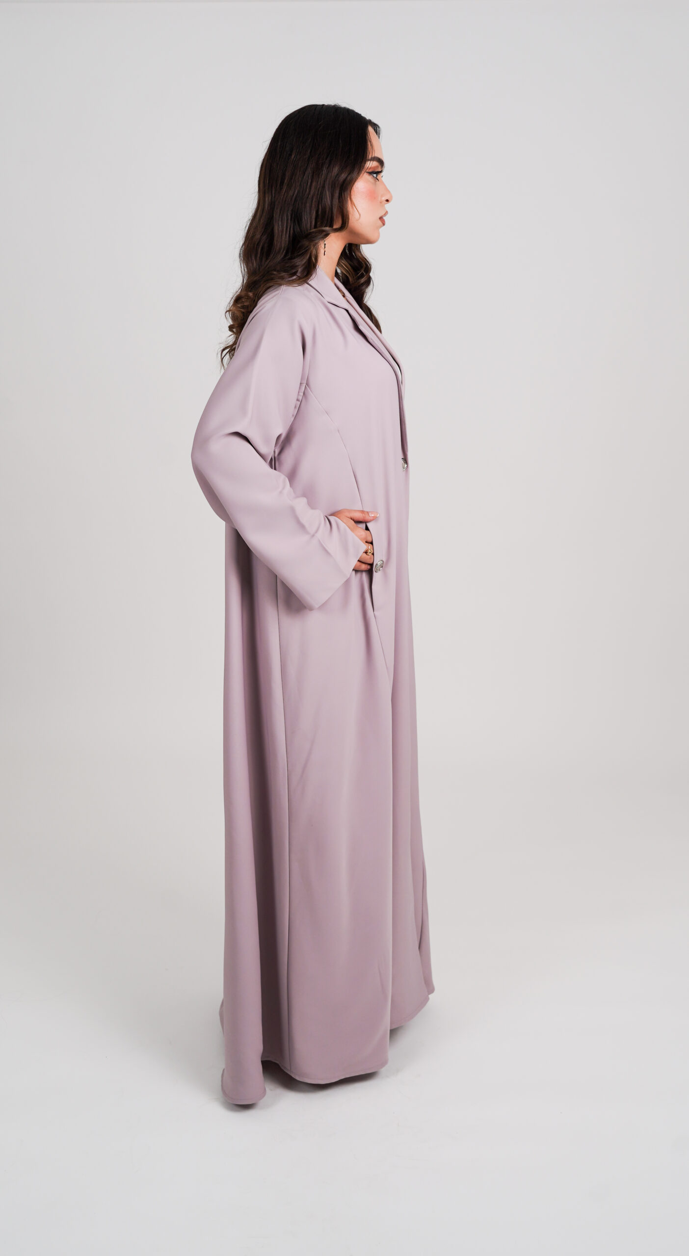 badria-alshihhi-017 Abaya (047) - Image 3