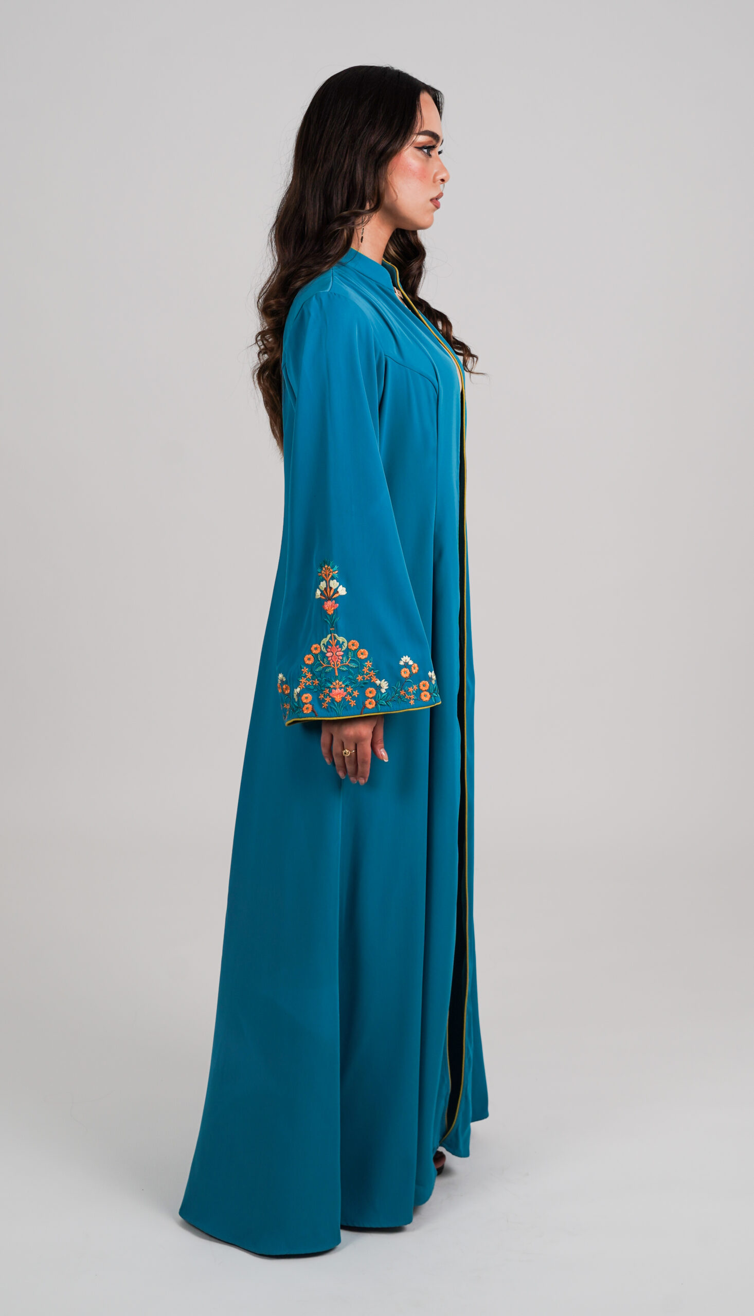 badria-alshihhi-028 Abaya (042) - الصورة 2