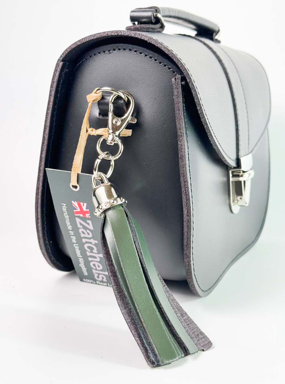 12 Tassel Charm - الصورة 2