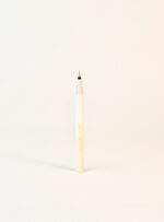 A liquid shimmer pen - Image 2