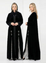 ⁦The velvet Onyx Abaya⁩ - الصورة ⁦2⁩