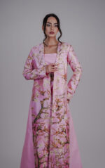 ⁦BS Pink Almond Blossoms Abaya⁩ - الصورة ⁦2⁩