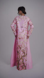 ⁦BS Pink Almond Blossoms Abaya⁩ - الصورة ⁦5⁩